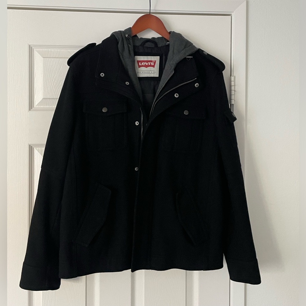 Black Levi Heavy Jacket Mens medium